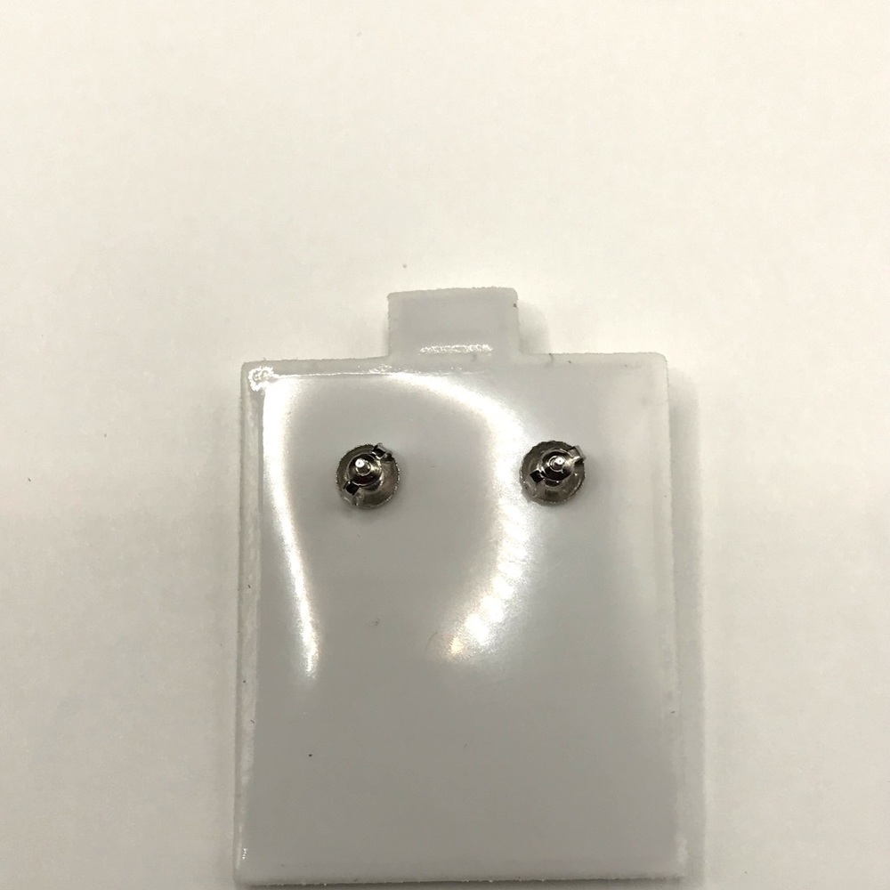 Elegant 925 Sterling Silver 1.10CT MOISSANITE Floral Stud screw back Earrings - Picture 4 of 11